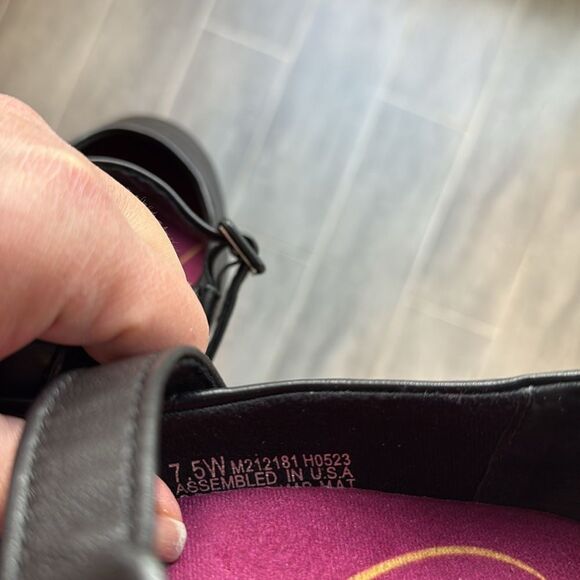 Munro Black Leather MJ Flat Mary Jane Shoes A11-2. Size 8.5M. New without box - Picture 11 of 11